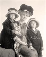 Henderson, John, Mrs.