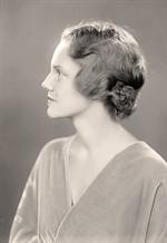 Mcneir, Elinor. Portrait