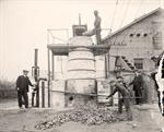 Machine For Extracting