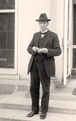 Frost, Dr. William